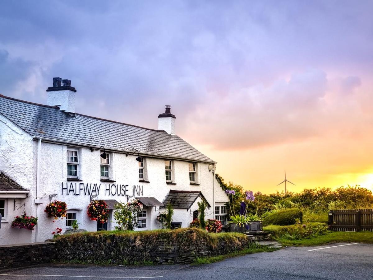 Halfway House Inn 韦德布里奇 外观 照片
